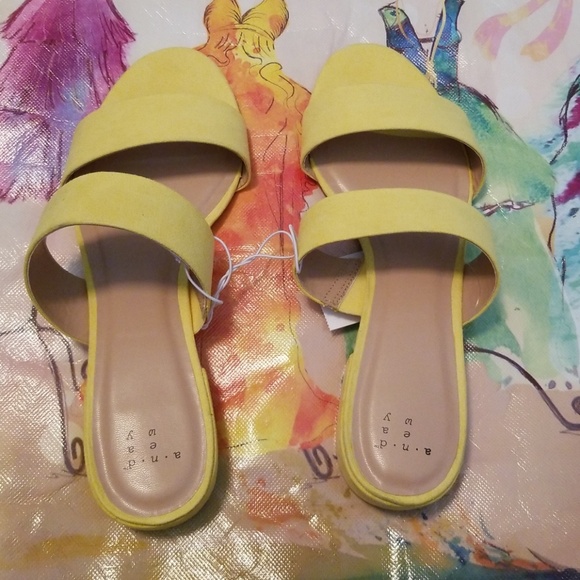 YELLOW SUEDE SLIP ONS - CLEARANCE - Picture 4 of 6